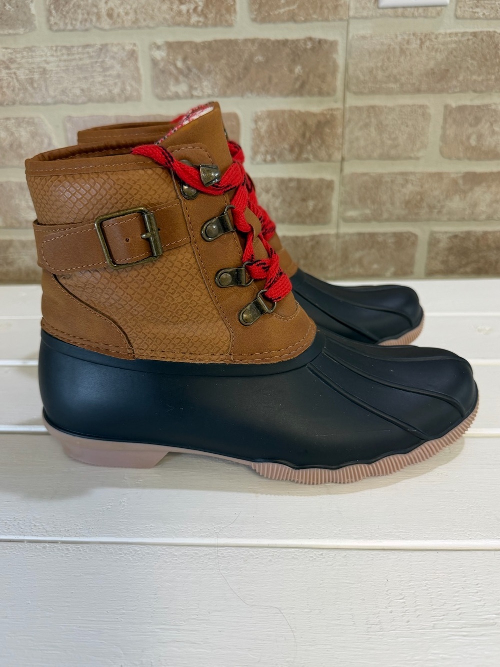 Maurices Jade Duck Boots Women’s Size 8 Brown Black Waterproof Rain Snow Hiking